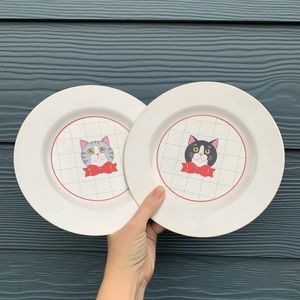 Vintage 1982 Vandor Cat Plate Set (2)